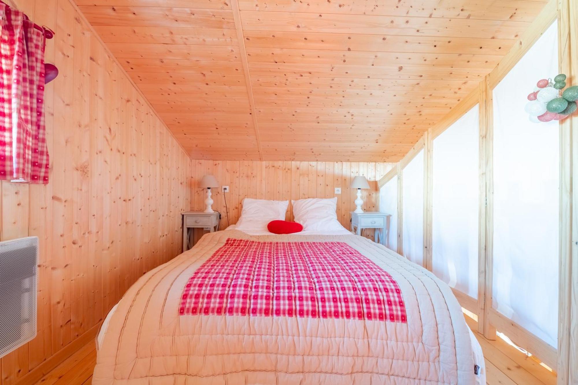 Saint-Laurent-en-Grandvaux Chalet L'Embellie - Chalet Avec Piscine Partagee מראה חיצוני תמונה