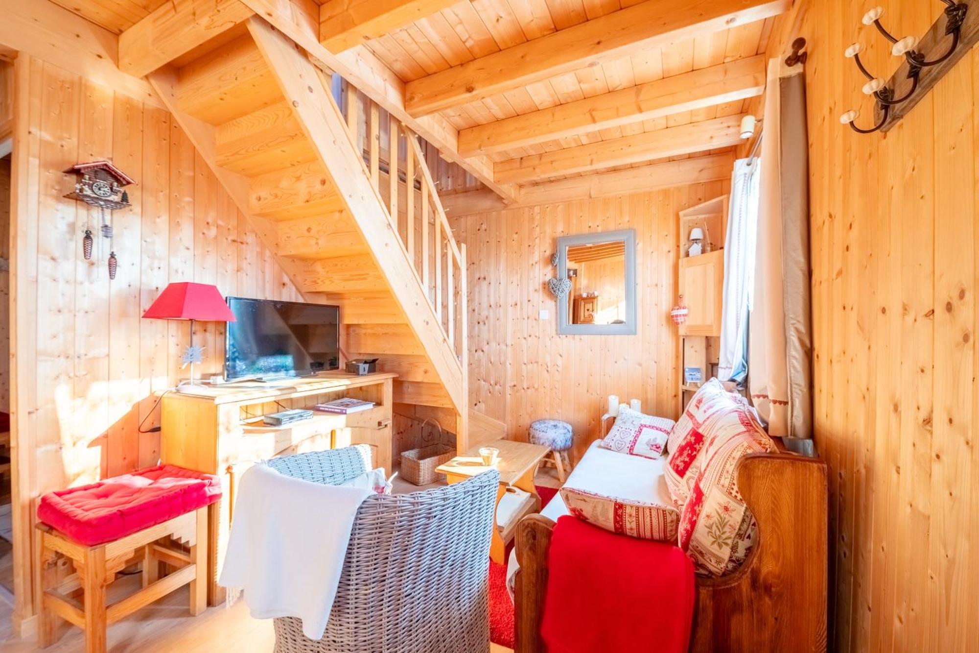 Saint-Laurent-en-Grandvaux Chalet L'Embellie - Chalet Avec Piscine Partagee מראה חיצוני תמונה